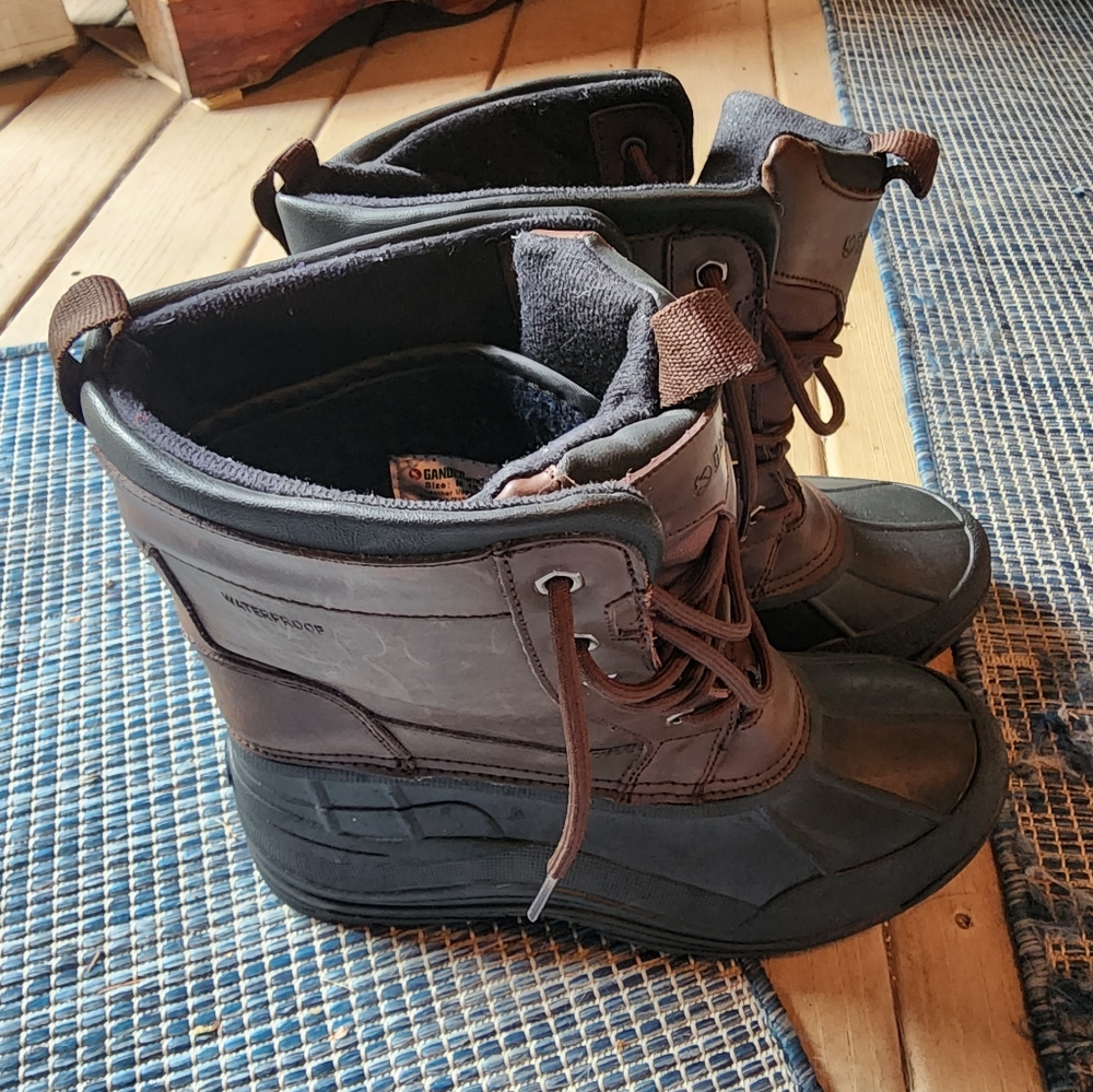 Gander Mountain Men's Leather Duck Boots w/ Separate Thinsulate Bootie, Size 10